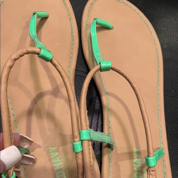 Old navy neon green & tan sandals size 10 GUC - Picture 2 of 4